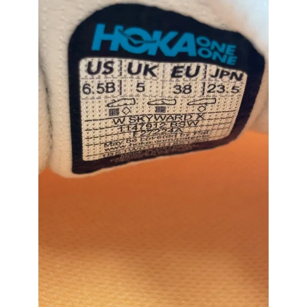 Hoka One One hoka skyward